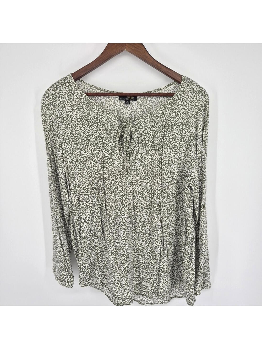 Suzanne Betro floral Green Roll Tab Sleeve top Blouse Keyhole Tie Size Large